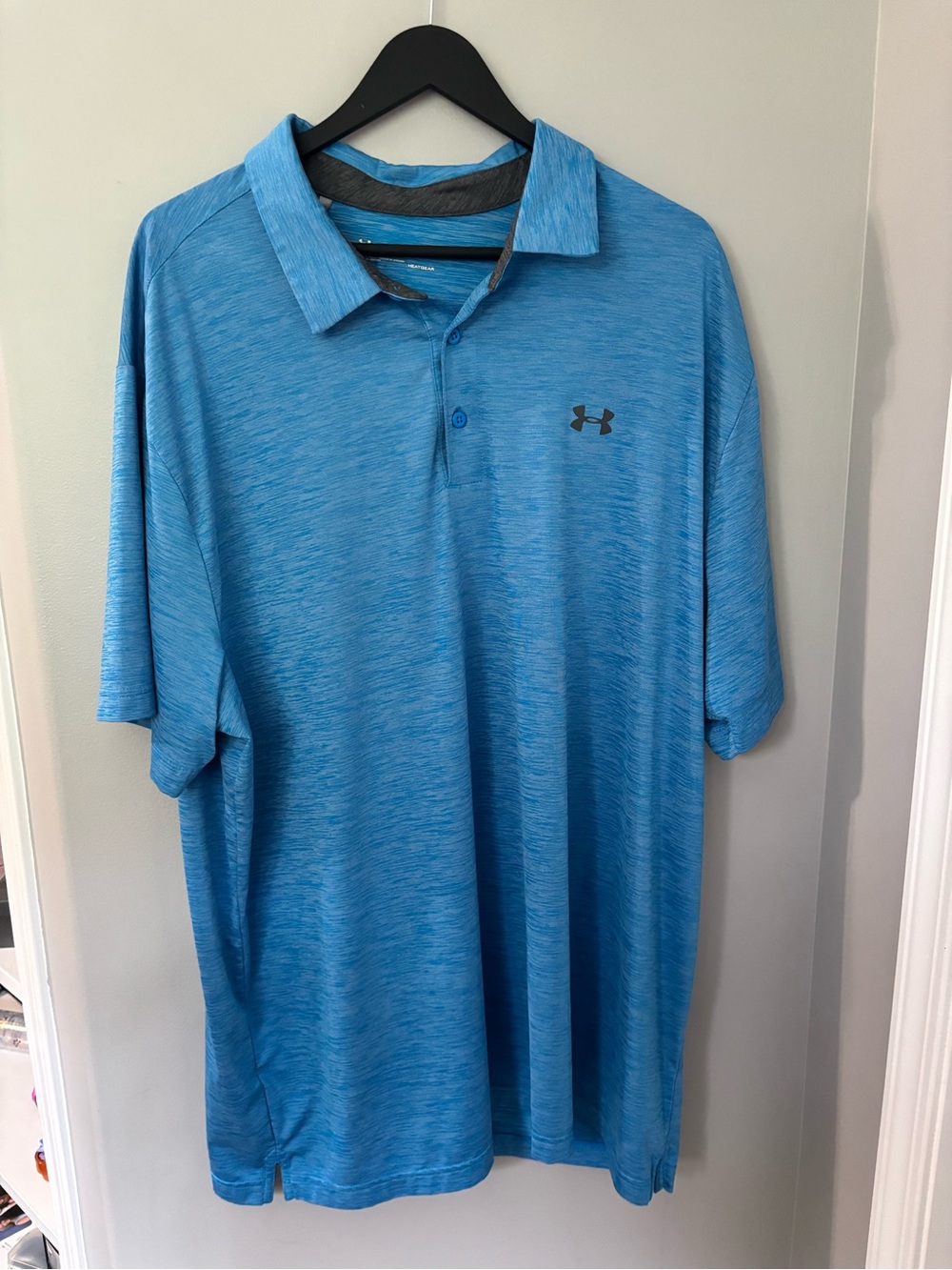 Under Armour Men’s Golf Shirt - Sizs: 3XL